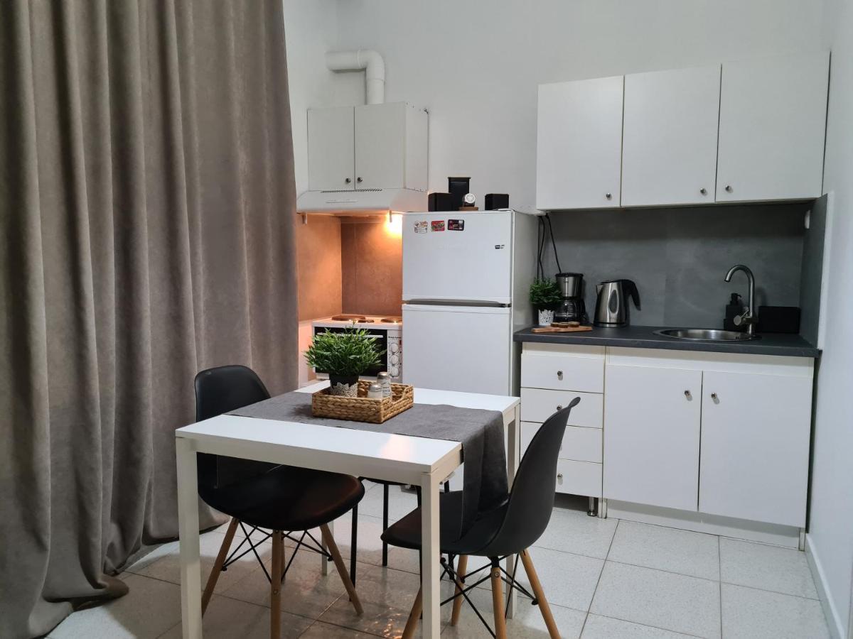 Apartment In The Heart Of The City 3 Larissa Exterior photo